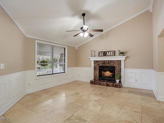 3rd image of 6631 Wellington Place Ln