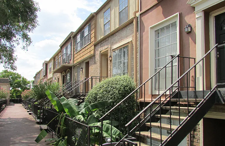Briarwood Apartments — Photo 12