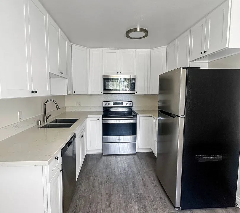 1605 Presioca St #A4