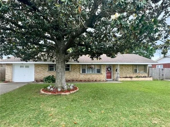 1125 West Dr, Westwego, LA 70094