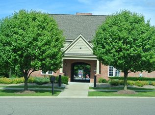 4055 Hidden Trl, Howell, MI 48843