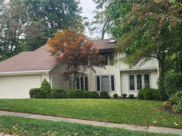 8398 Settlers Psge, Brecksville, OH 44141