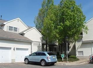 305 Potomac Dr, Basking Ridge, NJ 07920