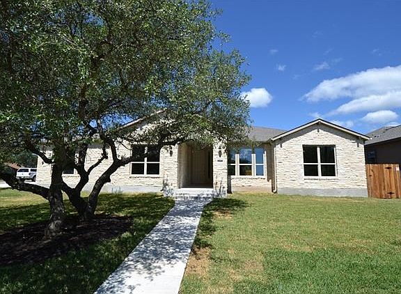 2nd image of 21436 Lakefront Dr