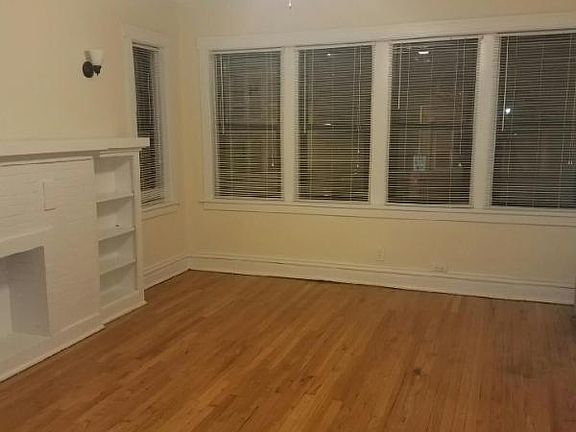 5th image of 4621 N Spaulding Ave APT 1