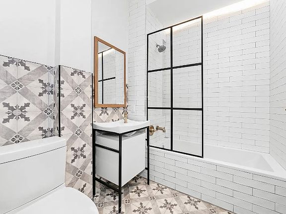 5th image of 23 Menahan St APT 2C