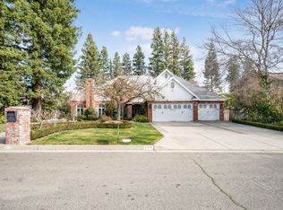288 W Canadian Ave, Fresno, CA