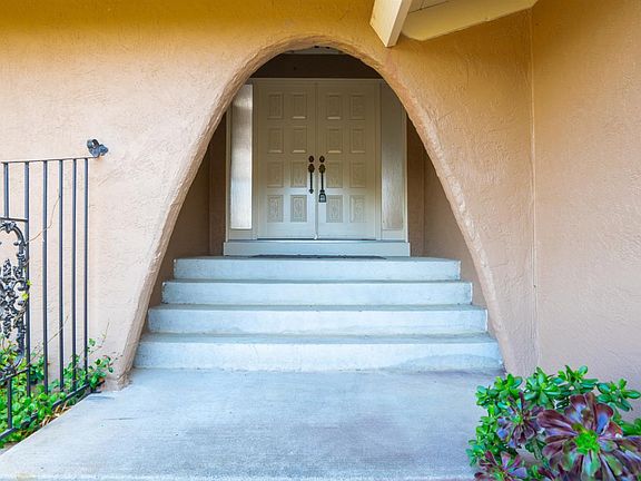 5th image of 502 Marina Boulevard
