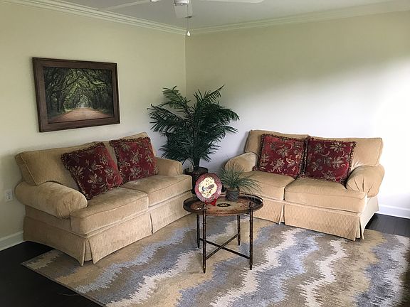 3rd image of 2455 Columbia Road 21