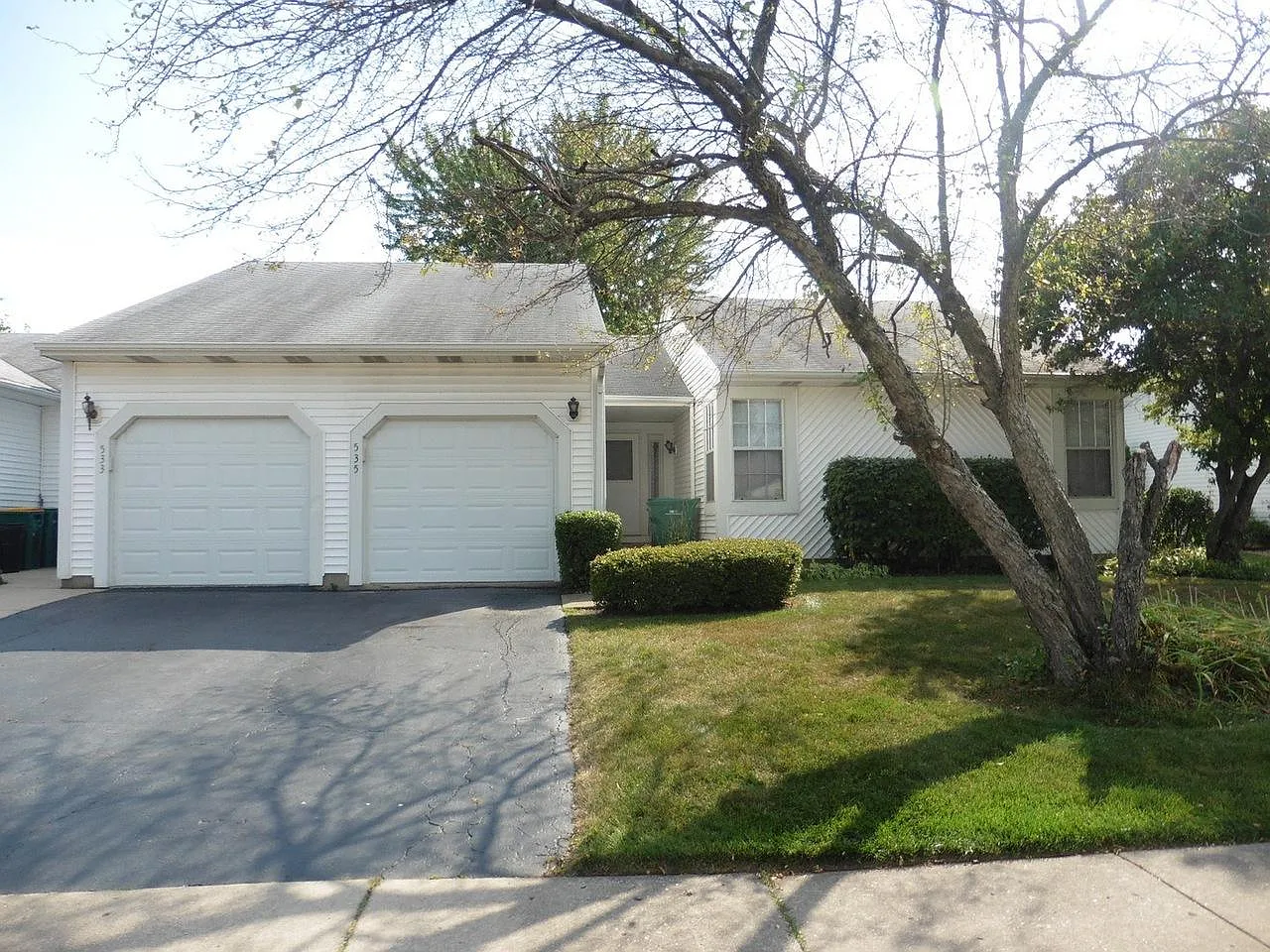 535 Lyon Dr photo 1