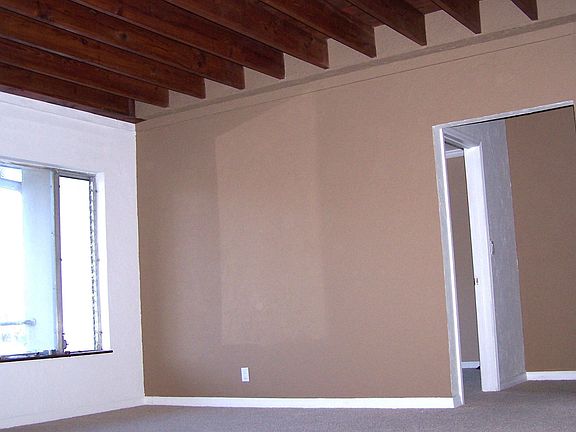 3rd image of 2544 1st St APT 203