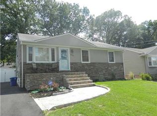 634 Sycamore St, Rahway, NJ 07065