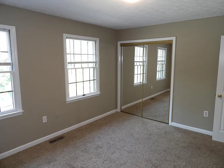 244 Meadowview Dr #12 — Photo 51