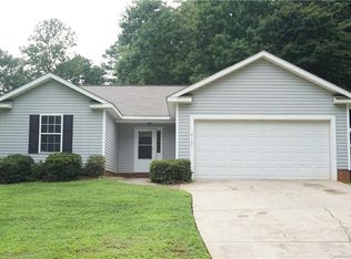 4121 Oakwood Ave, Charlotte, NC 28269