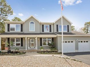 425 Forrest Ave, Lanoka Harbor, NJ 08734
