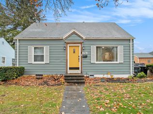 1710 College St, South Bend, IN 46628