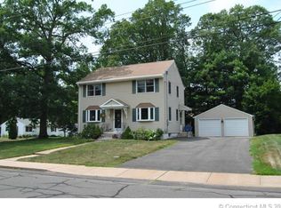 6 Bates Rd, Manchester, CT 06042