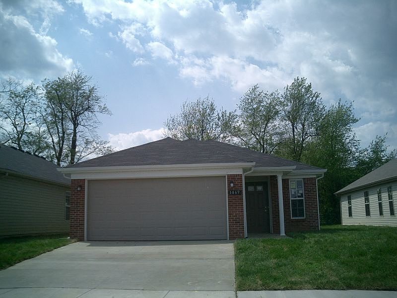 1st image of 1469 Day Lily Dr
