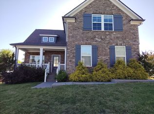 1001 Lawsons Ridge Dr, Nashville, TN 37218
