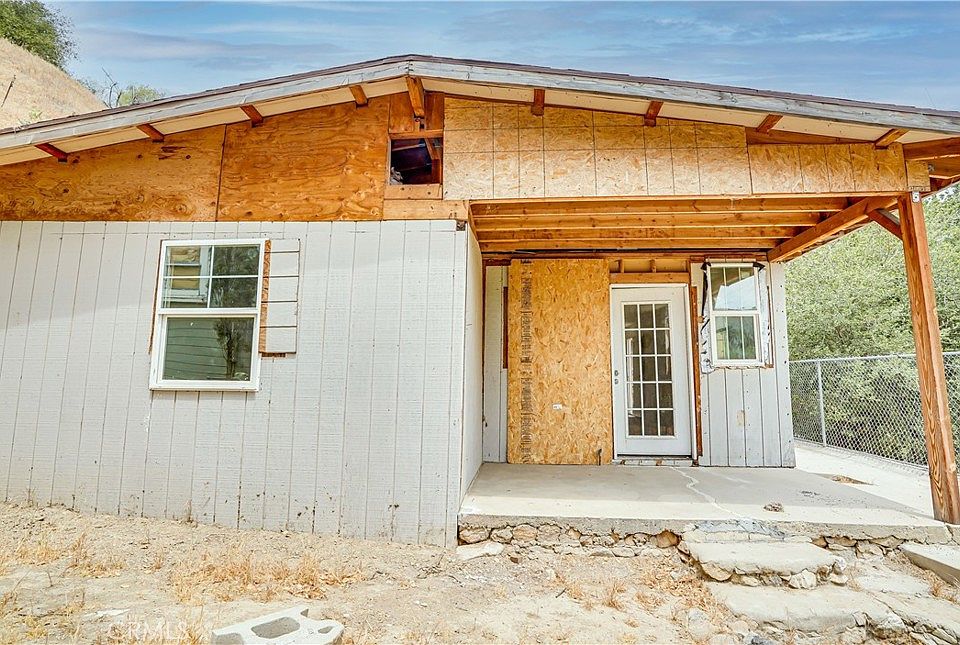 1st image of 12055 Kagel Canyon Rd