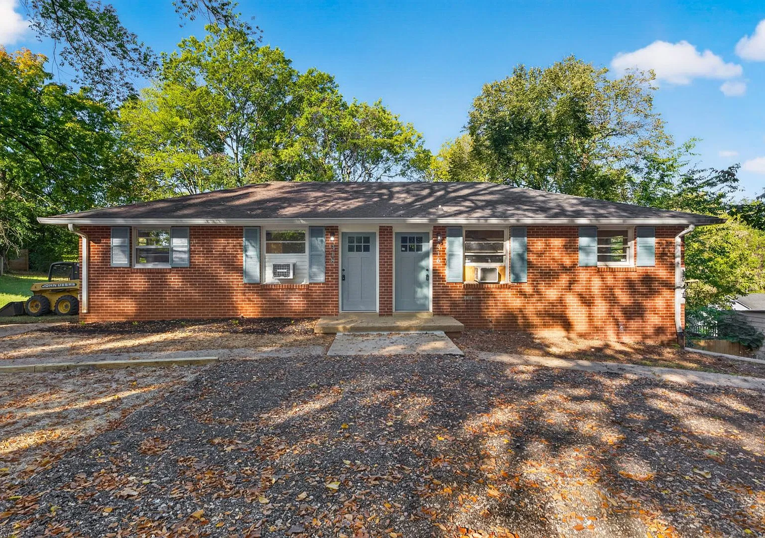 Davis Drive-316-320 — Photo 1