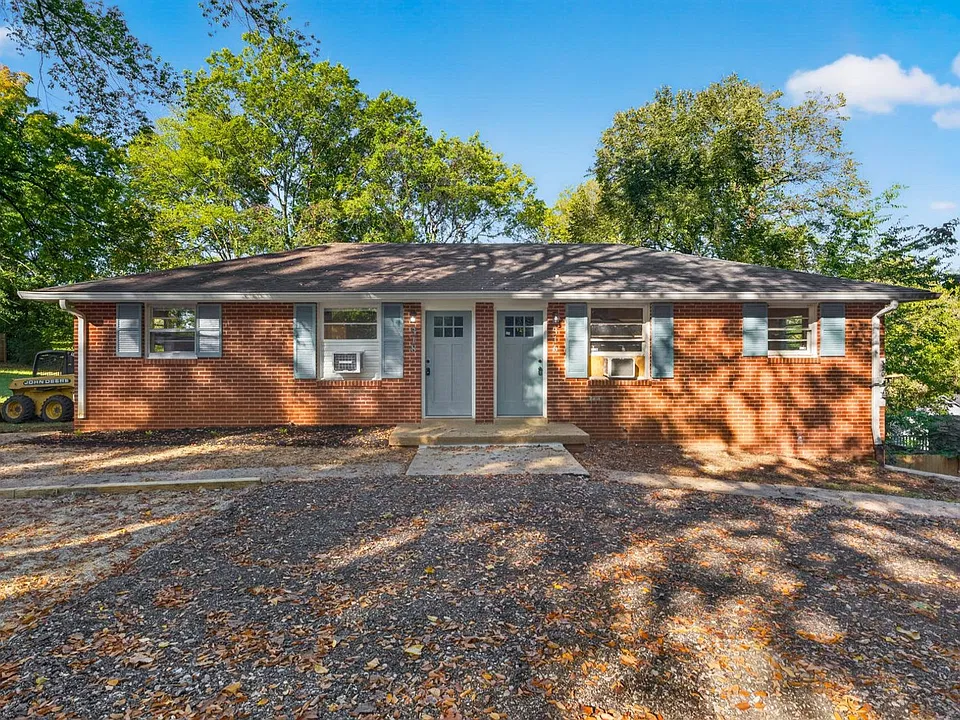 Davis Drive-316-320
