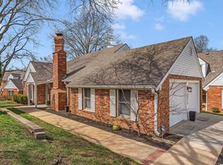 4013 Vintage Ct, Lawrence, KS 66047