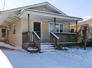 37 Kent Rd, Island Park, NY 11558