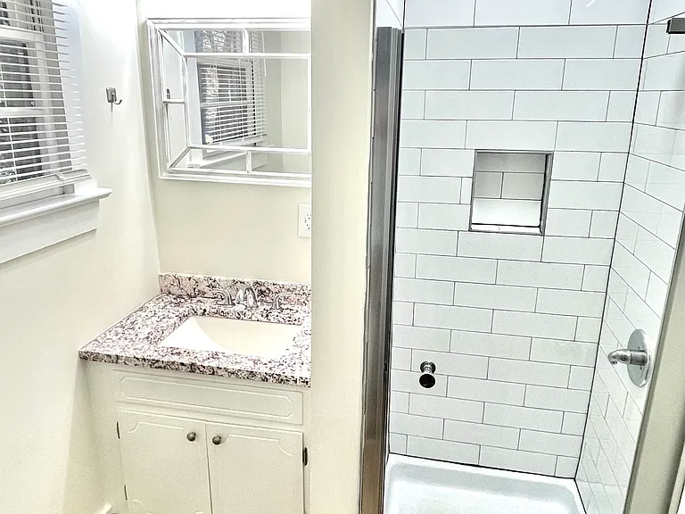 664 Harris St NW #668 — Photo 6