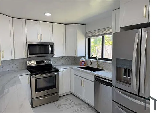 3 bed, 1650 sqft, $3,500 — Photo 4