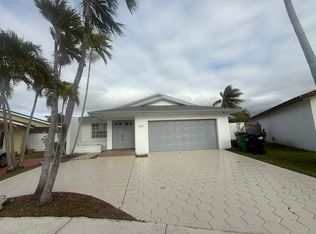 2661 SW 99th Ct, Miami, FL 33165