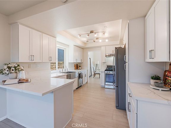 5th image of 6002 Manorfield Dr