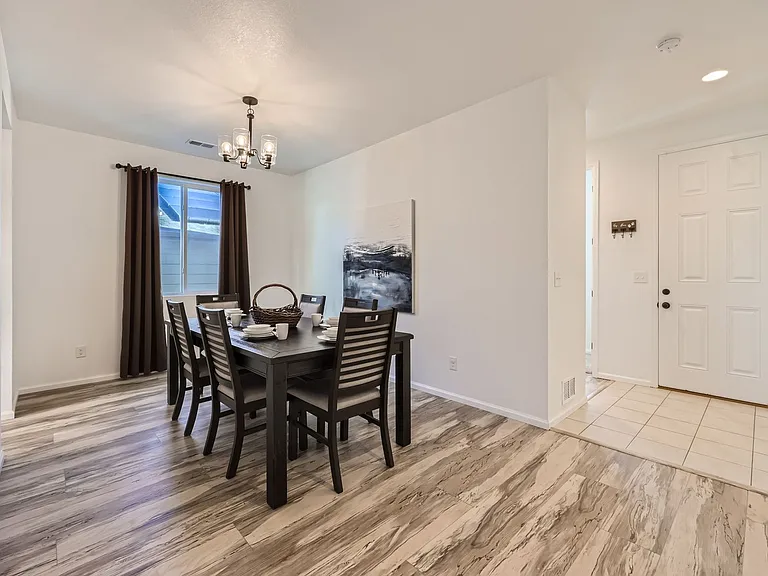 2609 Villageview Ln — Photo 9
