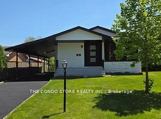 15 Colonial Ct, Hamilton, ON L8K4H2