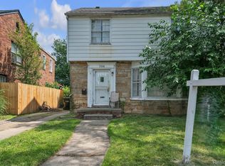 17606 Sorrento St, Detroit, MI 48235