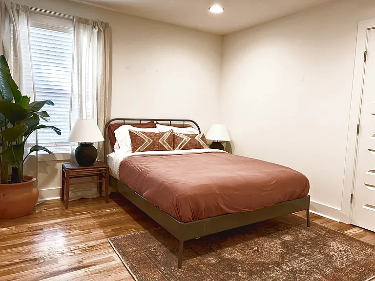 Upstairs Bedroom #1 w/ Closet