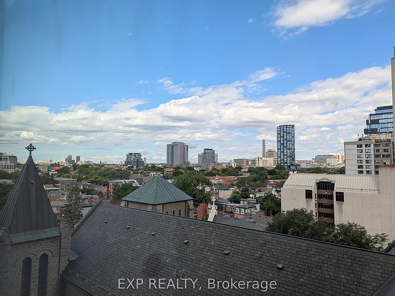 280 Dundas St W #814 — Photo 5