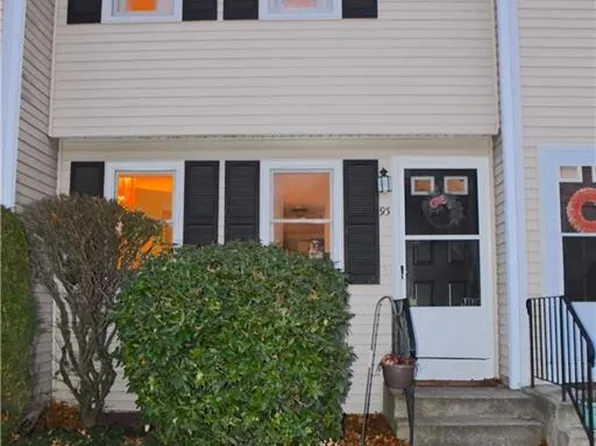 47 Morgan Ave APT 93, Johnston, RI 02919