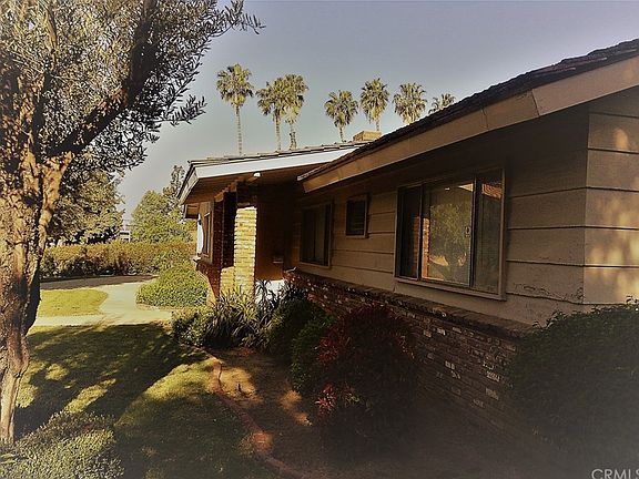 5th image of 3015 E Larkwood St