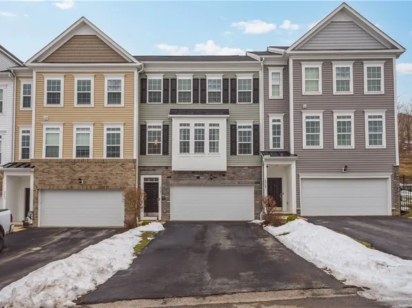 2267 Flint Dr S, Washington, PA 15301