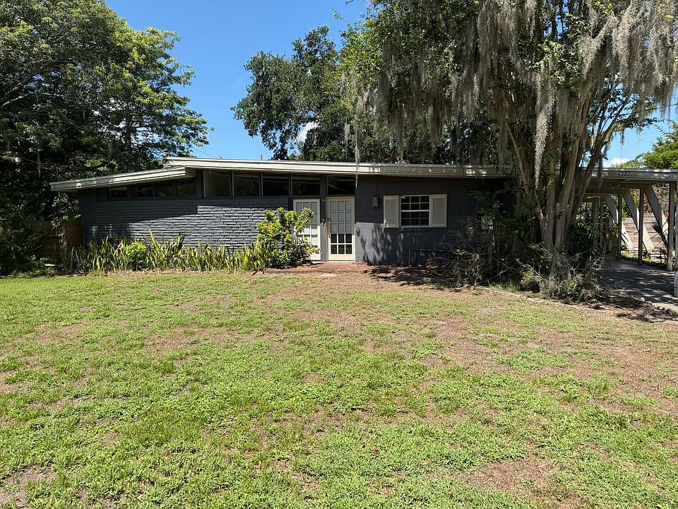 1st image of 1227 Country Club Dr