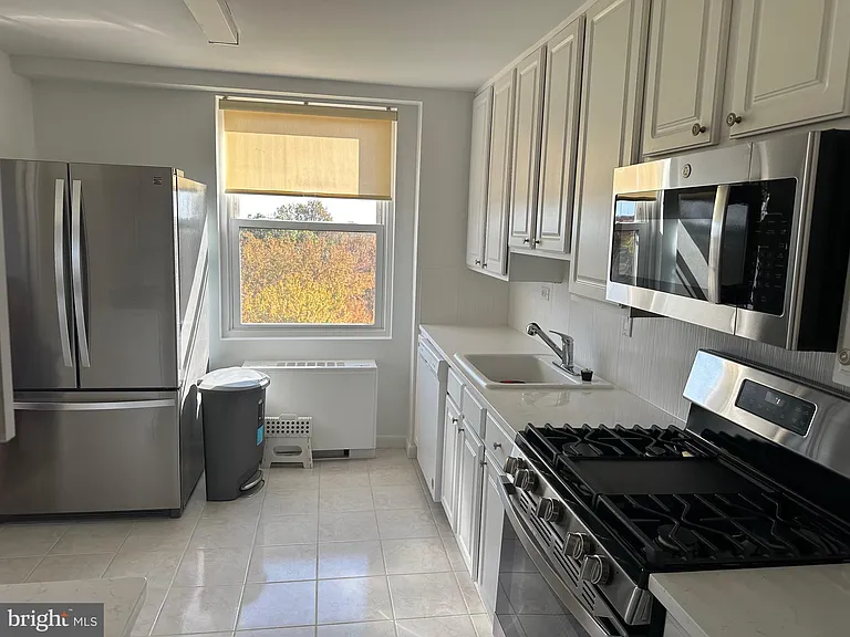 1600 Hagys Ford Rd #9M — Photo 2