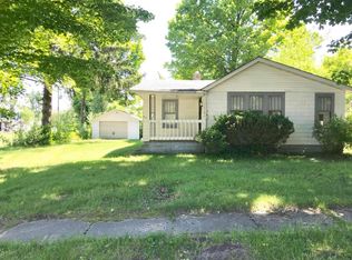 417 Hamilton Ave, Bangor, MI 49013