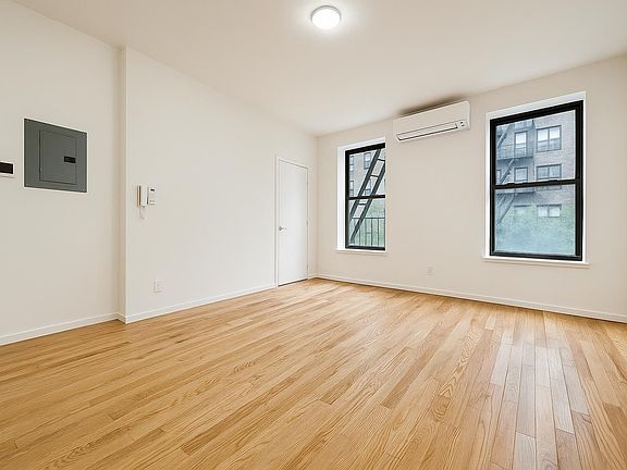 2nd image of 346 W 52nd St APT 2B