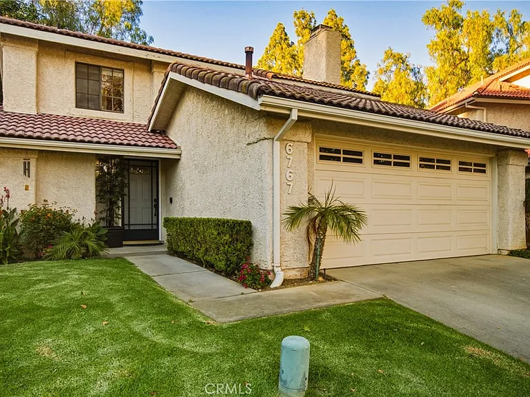 6767 Pheasant Ln — Photo 1