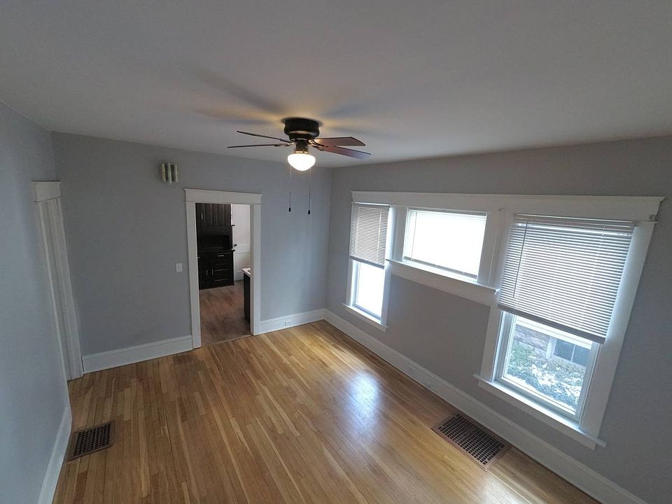 1032 W 30th St Erie PA Zillow
