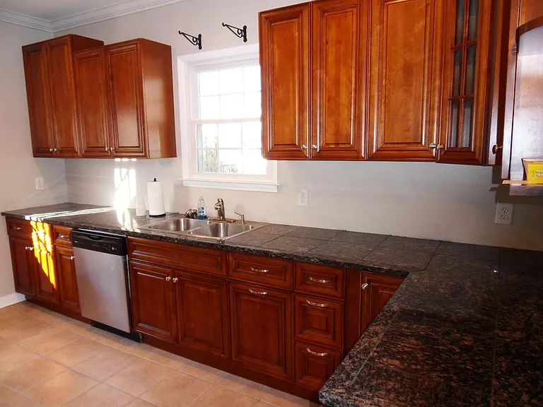 4906 Kentucky Ave — Photo 8
