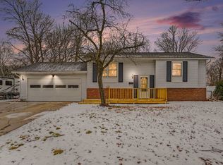 2200 Hillgrove Pkwy, Midland, MI 48642