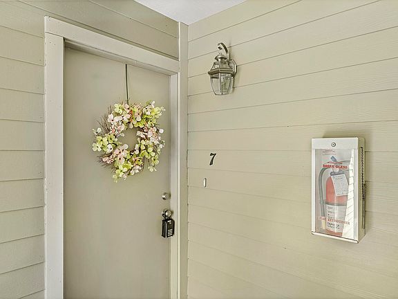5th image of 2340 Treescape Dr #1907