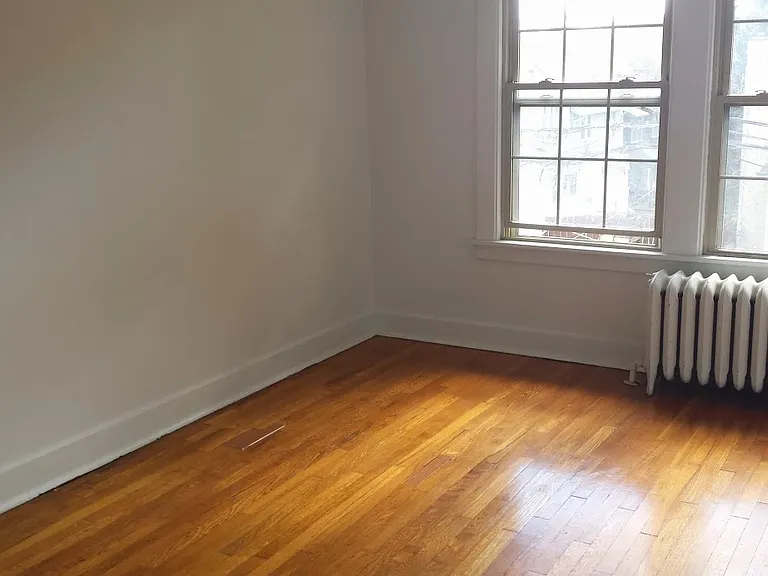 5923 Douglas St — Photo 12